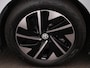 Volkswagen ID.7 Pro Business 77 kWh 286PK | Automaat | Navigatie | 19'' Lichtmetaal | Ergo-Active voorstoelen | 360 graden camera | Apple Carplay/Android Auto | Head-Up display | Side Assist | Sfeerverlichting interieur |