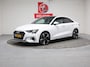 Audi A3 Limousine 35 TFSI Business edition, Nieuw model, Panoramadak, Navigatie, Led, 19 inch lichtmetaal, Clima, Cruise, Fraaie sideskirts