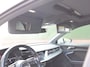 Audi A3 Limousine 35 TFSI Business edition, Nieuw model, Panoramadak, Navigatie, Led, 19 inch lichtmetaal, Clima, Cruise, Fraaie sideskirts