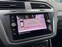 Volkswagen Tiguan 1.4 TSI eHybrid R-Line Business+ - Automaat - Climate - Navi - Camera - Parkeerhulp
