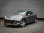 Peugeot 207 CC 1.6 VTi | Clima | Cruise | Leer | Stoelverwarming | Trekhaak | Lichtmetaal |