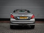 Peugeot 207 CC 1.6 VTi | Clima | Cruise | Leer | Stoelverwarming | Trekhaak | Lichtmetaal |