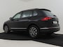 Volkswagen Tiguan 1.4 TSI eHybrid Life 245pk | 245pk | Head up display | Navigatie | Adaptief cruise control | Led koplampen | Elektrische achterklep | Parkeersensoren v+a | 17"LMV