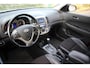 Hyundai i30 1.6 CW AUTOMAAT | LEDER/STOF | CLIMA | PARK SENS | LM. VELGEN | TREKHAAK | PERFECT ONDERHOUDEN!