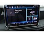 Volkswagen Tiguan 1.5 eTSI Life Edition | 1e Eigenaar! | Trekhaak | Adaptive Cruise | Navi By App | LED | Stoel-/stuurverwarming | Sfeerverlichting | BLIS | Keyless | DAB | Lichtmetalen Velgen