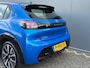 Peugeot e-208 EV Allure 50 kWh 136pk | Camera | 17'' Lichtmetalen velgen | Panoramadak | Carplay Navigatie | Climate controle | Cruise controle | Parkeersensoren achter | Digitaal cockpit | Half lederen bekleding