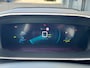 Peugeot e-208 EV Allure 50 kWh 136pk | Camera | 17'' Lichtmetalen velgen | Panoramadak | Carplay Navigatie | Climate controle | Cruise controle | Parkeersensoren achter | Digitaal cockpit | Half lederen bekleding