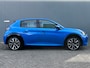Peugeot e-208 EV Allure 50 kWh 136pk | Camera | 17'' Lichtmetalen velgen | Panoramadak | Carplay Navigatie | Climate controle | Cruise controle | Parkeersensoren achter | Digitaal cockpit | Half lederen bekleding