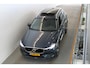 Volvo XC60 B5 250PK Momentum Exclusive | 19'' | Panoramadak | Head-up | H&K Audio | Stoel verw. | Achteruitrijcamera | Cruise cont.