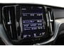 Volvo XC60 B5 250PK Momentum Exclusive | 19'' | Panoramadak | Head-up | H&K Audio | Stoel verw. | Achteruitrijcamera | Cruise cont.