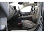 Volvo XC60 B5 250PK Momentum Exclusive | 19'' | Panoramadak | Head-up | H&K Audio | Stoel verw. | Achteruitrijcamera | Cruise cont.