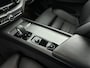 Volvo XC60 T6 Recharge Core Extended Range | 18" Allseason | Leder | Elektrisch verstelbare stoelen | Panoramadak | Parkeercamera | Keyless | Elektrische achterklep