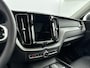 Volvo XC60 T6 Recharge Core Extended Range | 18" Allseason | Leder | Elektrisch verstelbare stoelen | Panoramadak | Parkeercamera | Keyless | Elektrische achterklep