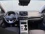 Hyundai Kona Electric 64 kWh 204pk Pure | LED | Camera | Climate | Carplay | Keyless | Navigatie | 17" Lichtmetaal | Parkeersensoren