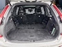 Volvo XC90 T8 Recharge Ultimate Dark | 22"| Luchtvering | Bowers & Wilkins | Trekhaak | Sportstoelen | 360 Camera | Gelamineerd glas | Getint glas | Head-up | Panoramadak | Elektr. verst. stoelen AUTOMATIC | Elektrisch glazen panorama-dak | Grootlichtassistent | Koplampen adaptief | Lichtmetalen velgen 22" | Parkeersensor voor en achter | Trekhaak elektrisch uitklapbaar | Zonnescherm zijruiten | Audio installatie high end | Head-up display | keyle