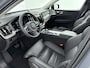 Volvo XC60 2.0 T6 Plug-in hybrid AWD Ultimate Dark | Bowers & Wilkins Audio | Luchtvering | HUD| BLIS | Trekhaak | PDC+360 camera | 20 inch LM |