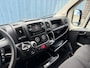 Peugeot Boxer 330 2.2 BlueHDi 120 L2H2 Premium | Achteruitrij camera | Armsteun voor | Centrale deurvergrendeling met afstandsbediening