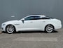 Jaguar XJ 3.0 V6D 275pk Premium Luxury Automaat | Leder | Xenon | Camera | Climate | Keyless | Elek. Klep | Navigatie | Panoramadak | 19" Lichtmetaal | Parkeer Assistent | Meridian Sound | Stoel verwarming & koeling | Elek. stoelen incl. geheugen | 2e Eigenaar