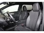 Peugeot 5008 1.2 PureTech GT Black Pack | Navi | Camera | Clima | Stoelverwarming | Adaptive Cruise | Keyless | Elektrische Klep | Dodehoeksensoren| Parkeernsensoren V+A | 19" Lichtmetaal | Metallic |