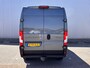 Peugeot Boxer 2.2 BlueHDi 140 S&S L2H2 3.5t | BPM VRIJ | AUTOMAAT | LAADRUIMTE INGERICHT | | 2 zitplaatsen rechtsvoor | Achteruitrijcamera | Airco