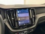 Volvo XC60 T6 Plug-in hybrid AWD Plus Dark Trekhaak | Cruise control adaptief | Camera | Pano dak | Sportstoelen |