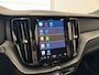 Volvo XC60 T6 Plug-in hybrid AWD Plus Dark Trekhaak | Cruise control adaptief | Camera | Pano dak | Sportstoelen |