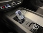 Volvo XC60 T6 Plug-in hybrid AWD Plus Dark Trekhaak | Cruise control adaptief | Camera | Pano dak | Sportstoelen |