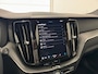 Volvo XC60 T6 Plug-in hybrid AWD Plus Dark Trekhaak | Cruise control adaptief | Camera | Pano dak | Sportstoelen |
