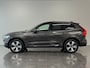 Volvo XC60 T6 Plug-in hybrid AWD Plus Dark Trekhaak | Cruise control adaptief | Camera | Pano dak | Sportstoelen |