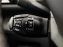 Peugeot 5008 1.2 PureTech Premium Sport 7 Persoons (APPLE CARPLAY, GROOT NAVI, CLIMATE, LEDER, SFEERVERLICHTING, SPORTSTOELEN, GETINT GLAS, TREKHAAK, PARKEERSENSOREN, NIEUWE APK, NIEUWSTAAT)