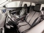 Peugeot 5008 1.2 PureTech Premium Sport 7 Persoons (APPLE CARPLAY, GROOT NAVI, CLIMATE, LEDER, SFEERVERLICHTING, SPORTSTOELEN, GETINT GLAS, TREKHAAK, PARKEERSENSOREN, NIEUWE APK, NIEUWSTAAT)