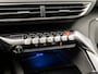 Peugeot 3008 1.2 PureTech Sport (APPLE CARPLAY, GROOT NAVI, LEDEREN SPORTSTOELEN, STOELVERWARMING, GETINT GLAS, 360 CAMERA, TREKHAAK, LANE ASSIST, DAB+, NIEUWE APK, NIEUWSTAAT)