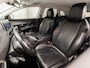 Peugeot 3008 1.2 PureTech Sport (APPLE CARPLAY, GROOT NAVI, LEDEREN SPORTSTOELEN, STOELVERWARMING, GETINT GLAS, 360 CAMERA, TREKHAAK, LANE ASSIST, DAB+, NIEUWE APK, NIEUWSTAAT)