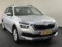 Skoda Kamiq 1.0 TSI Ambition 110 PK DSG7 inklapb. trekhaak / Apple Carplay / PDC / Camera / Stoelverw. / Keyless