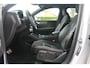 Volvo XC40 T5 Recharge R-Design | Parkeercamera | Stoelverwarming | Keyless | Glossy Black | 19 Inch