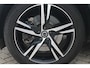 Volvo XC40 T5 Recharge R-Design | Parkeercamera | Stoelverwarming | Keyless | Glossy Black | 19 Inch