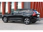 Volvo XC60 T6 Recharge AWD R-Design | Panoramadak | Trekhaak | Harman/Kardon | Parkeercamera | Mem. Stoelen | Glossy Black