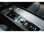Volvo XC60 T6 Recharge AWD R-Design | Panoramadak | Trekhaak | Harman/Kardon | Parkeercamera | Mem. Stoelen | Glossy Black