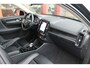 Volvo XC40 T5 Recharge Plus Dark | Leder | Stoelverwarming | Parkeercamera | Trekhaak | H&K | Glossy Black | Keyless