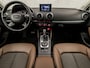 Audi A3 Sportback 1.4 TFSI Sport 150Pk Automaat (GROOT NAVI, CLIMATE, LEDER, DAKRAILS, SPORTSTOELEN, PARKEERSENSOREN, XENON, CRUISE, BLUETOOTH, LM VELGEN, NIEUWE APK, NIEUWSTAAT)