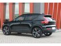 Volvo XC40 T5 Recharge R-Design | Pilot Assist | BLIS | Parkeercamera | 20 INCH | Memory Stoelen | Glossy Black | Keyless