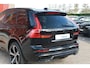 Volvo XC60 T6 Recharge AWD Ultimate Dark | Long Range | Stoelverwarming | Harman / Kardon | 360° Camera | 21 Inch | Glossy Black