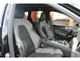 Volvo XC60 T6 Recharge AWD Ultimate Dark | Long Range | Stoelverwarming | Harman / Kardon | 360° Camera | 21 Inch | Glossy Black