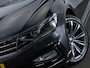 Volkswagen Passat Variant R-Line 1.5 TSI 150 PK DSG | LED Matrix IQ | Achteruitrijcamera | Trekhaak | Adaptieve Cruise Control |