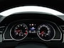 Volkswagen Passat Variant R-Line 1.5 TSI 150 PK DSG | LED Matrix IQ | Achteruitrijcamera | Trekhaak | Adaptieve Cruise Control |