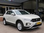 Volkswagen T-Roc 1.5 TSI 150pk DSG-aut. LIFE EDITION / Trekhaak / Stoelverw. / Navi / BOVAG garantie