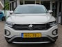 Volkswagen T-Roc 1.5 TSI 150pk DSG-aut. LIFE EDITION / Trekhaak / Stoelverw. / Navi / BOVAG garantie