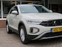 Volkswagen T-Roc 1.5 TSI 150pk DSG-aut. LIFE EDITION / Trekhaak / Stoelverw. / Navi / BOVAG garantie