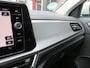 Volkswagen T-Roc 1.5 TSI 150pk DSG-aut. LIFE EDITION / Trekhaak / Stoelverw. / Navi / BOVAG garantie