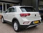 Volkswagen T-Roc 1.5 TSI 150pk DSG-aut. LIFE EDITION / Trekhaak / Stoelverw. / Navi / BOVAG garantie